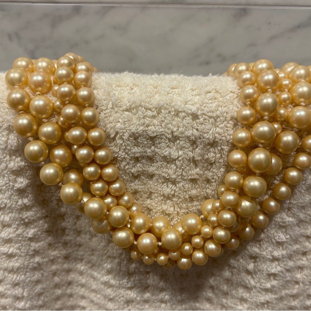 Elegant Ivory Pearl Necklace